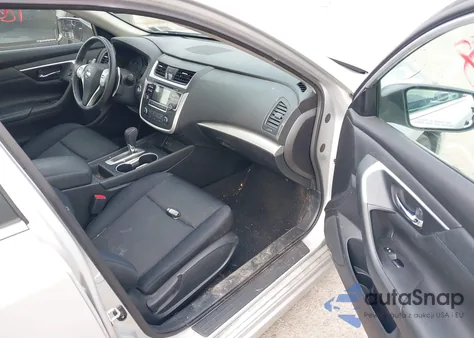 2016 Nissan Altima 2.5 Sr из США, поврежденный, VIN 1N4AL3AP1GC176529